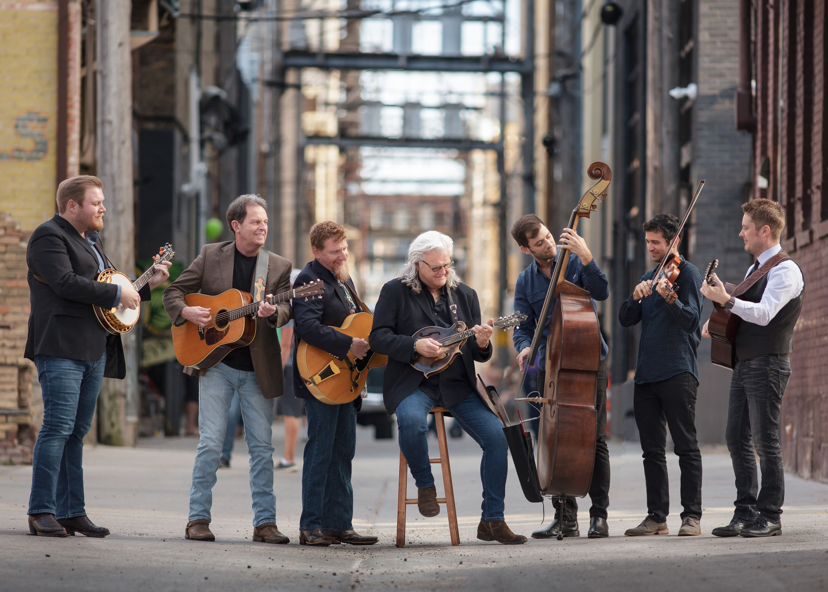 Main Photo--ricky_skaggs_and_kentucky_thunder_jam_5x7_300_dpi.jpg